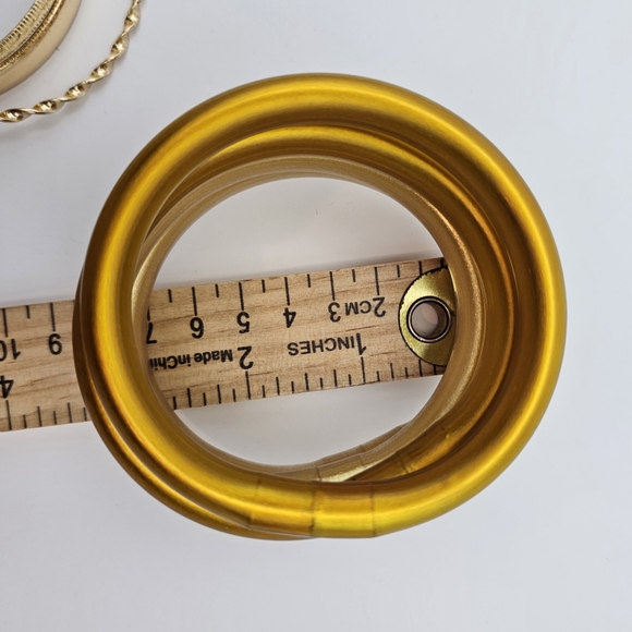 Elegant Gold Bangle Set Of 7 - Picture 5 of 6